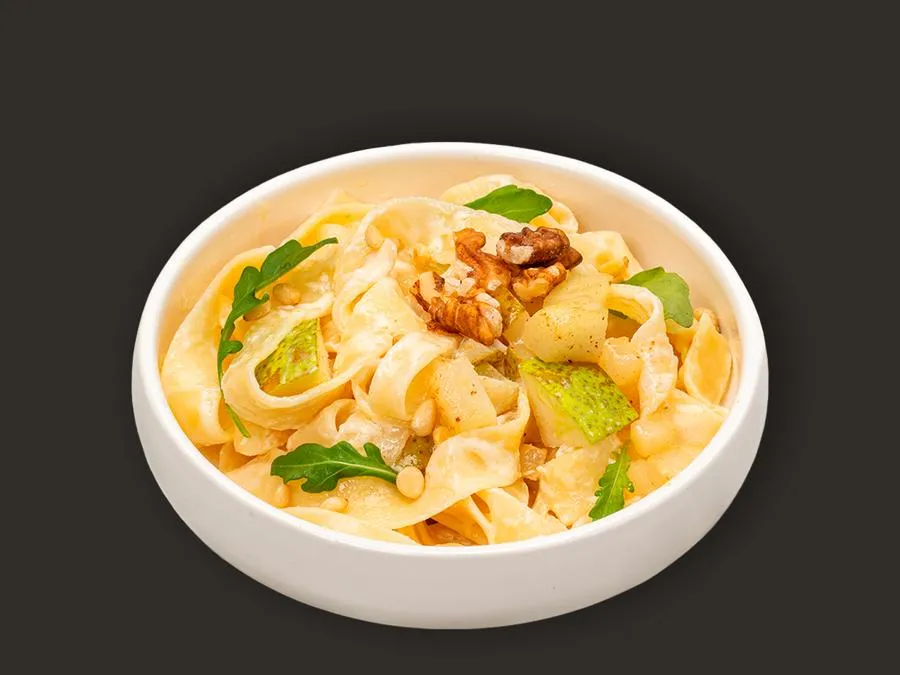 Феттучини с грушей и медом